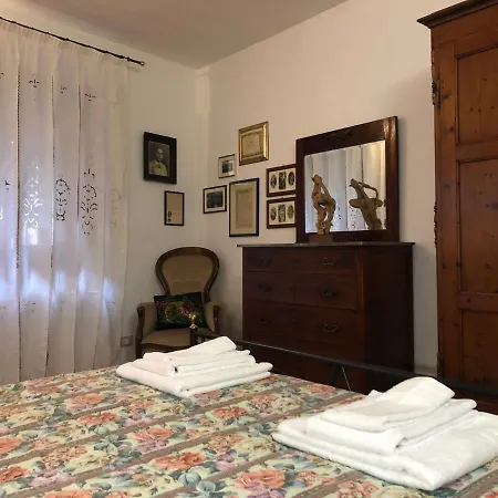 Apartment Residenza Porta All'arco Volterra